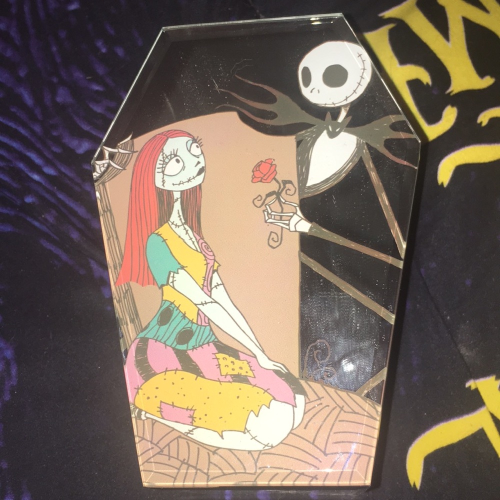 Nightmare before Christmas coffin box /case